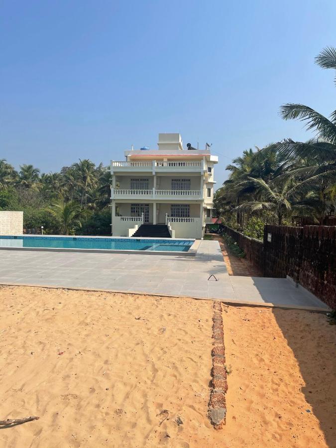 Kay'S By The Sea Ajgaon Exterior foto