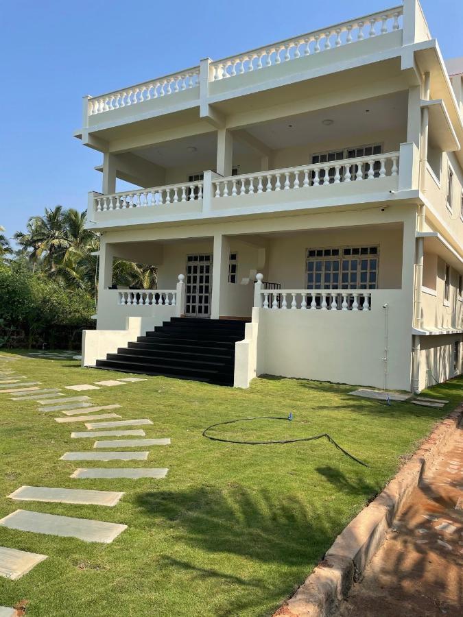 Kay'S By The Sea Ajgaon Exterior foto