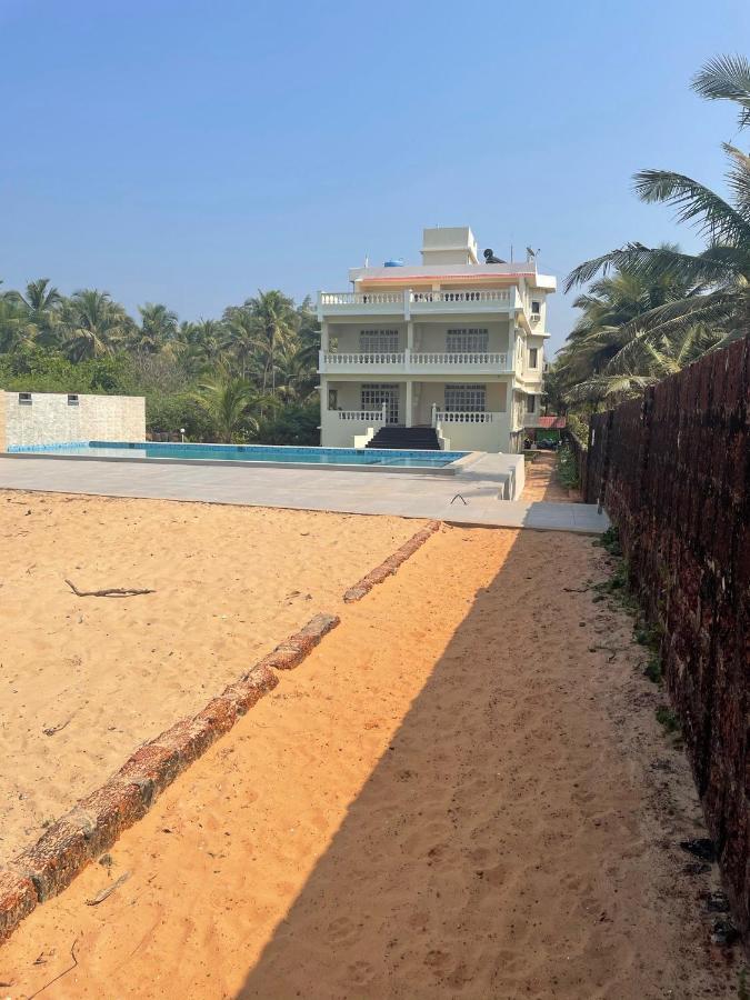 Kay'S By The Sea Ajgaon Exterior foto