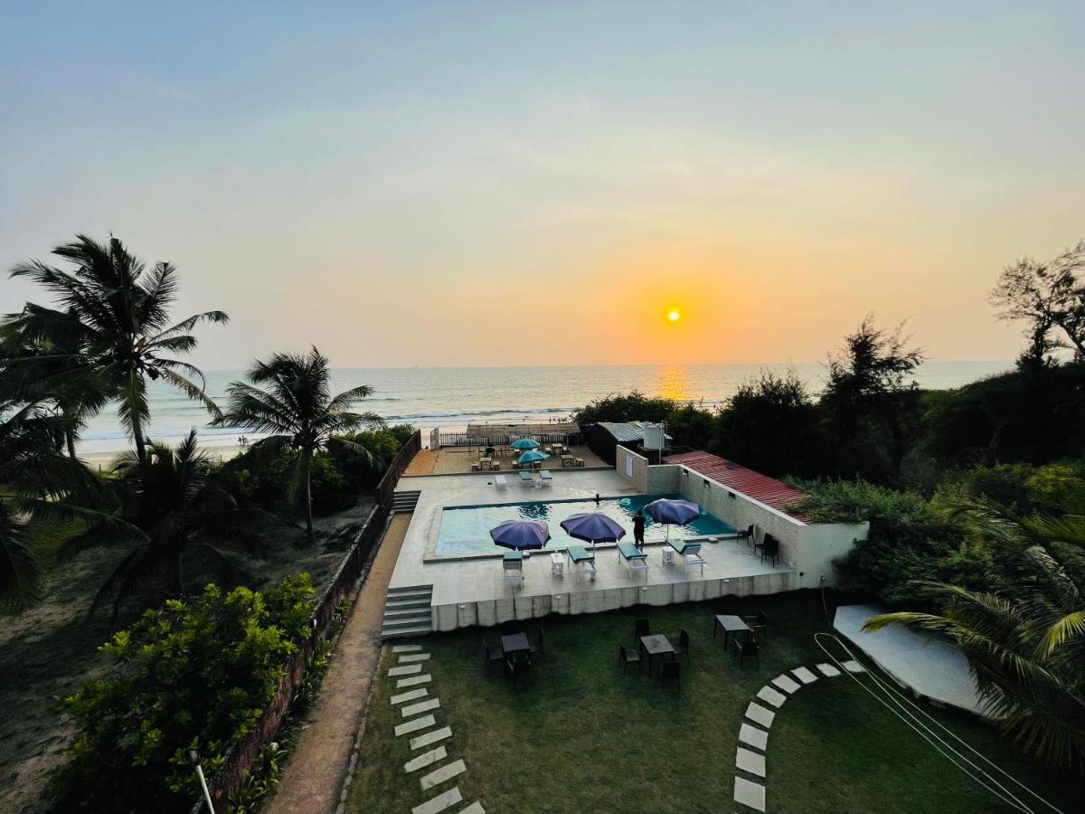 Kay'S By The Sea Ajgaon Exterior foto
